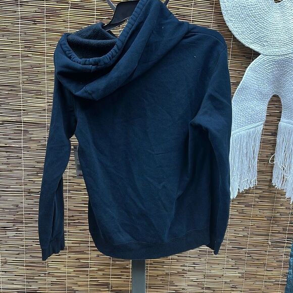 Adidas sweater size XL‎ - Picture 2 of 2